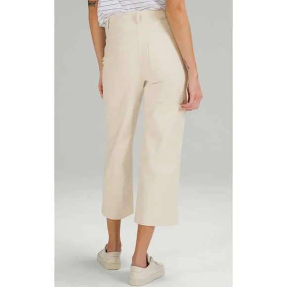 lululemon athletica | City Sleek 5 Pocket Wide Leg High Rise 7/8 Pant | Size 27 - Picture 4 of 9